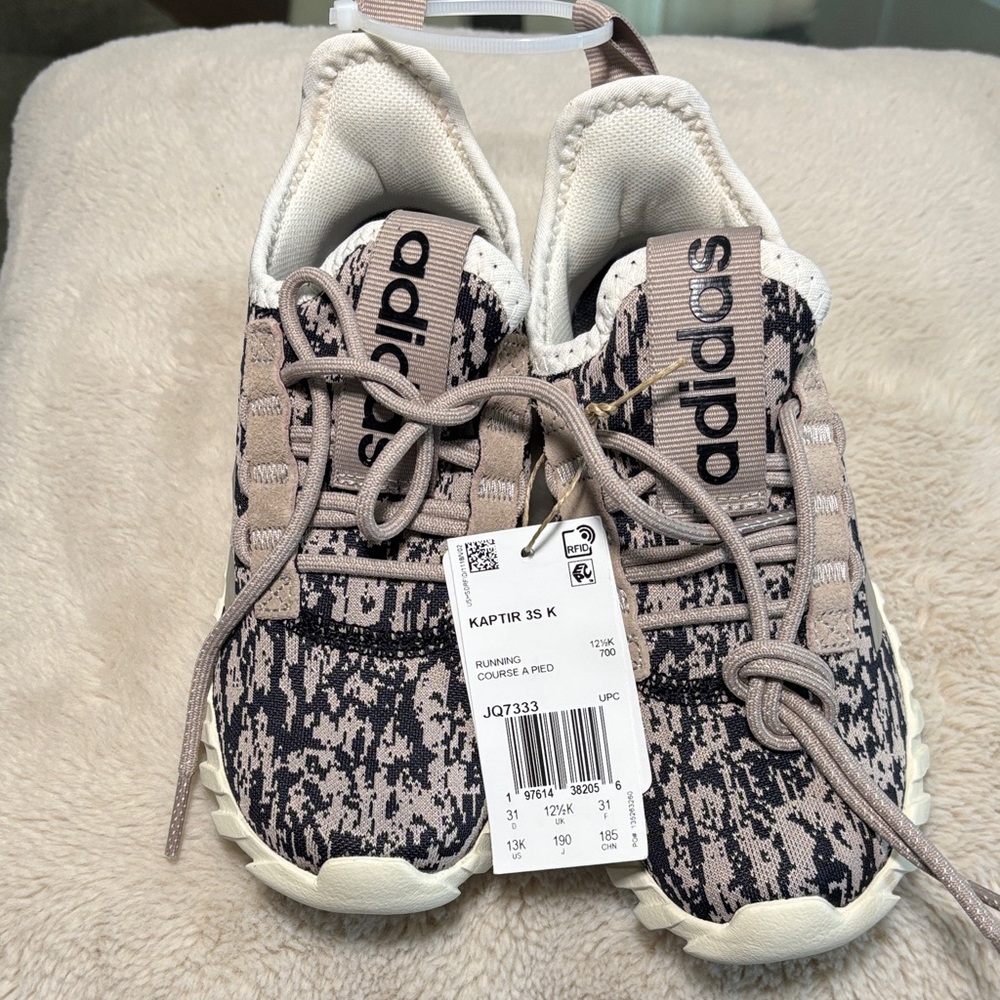 Adidas Kids Sneakers - Black and Tan Design